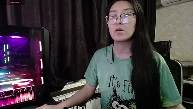 Girls: try live performances with matured performers, from dancing to quirks, in a variety of beautiful sex cams.