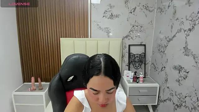Girls: try live performances with matured performers, from dancing to quirks, in a variety of beautiful sex cams.