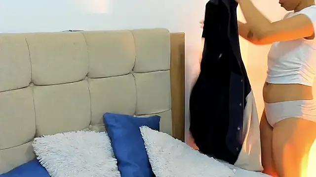 Girls: try live performances with matured performers, from dancing to quirks, in a variety of beautiful sex cams.