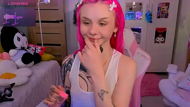 Britney_Lynch from StripChat is Freechat