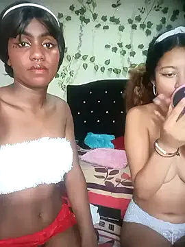 britth_kiss from StripChat is Freechat