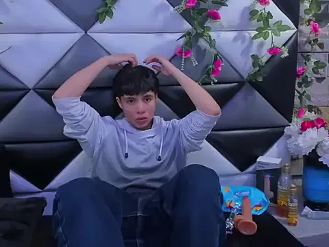 Bruno_Cruzz from StripChat