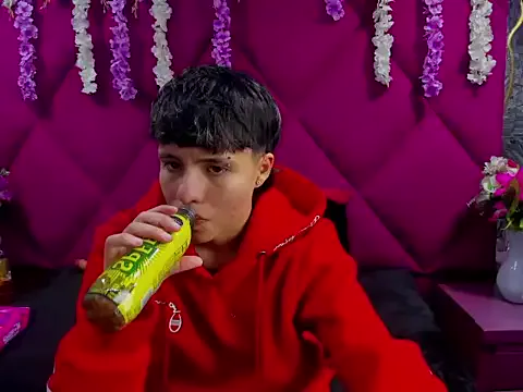 Bruno_Cruzz from StripChat