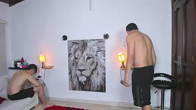 Girls: try live performances with matured performers, from dancing to quirks, in a variety of beautiful sex cams.