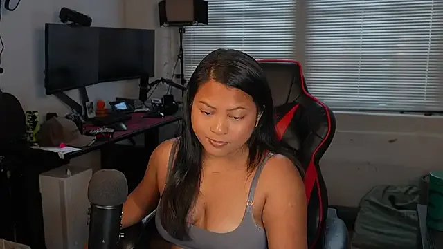 Bubbleliyah from StripChat