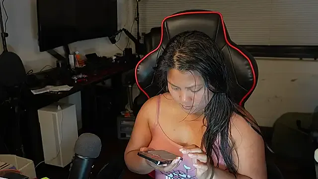 Bubbleliyah from StripChat