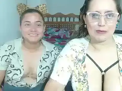 bunniosito from StripChat is Freechat