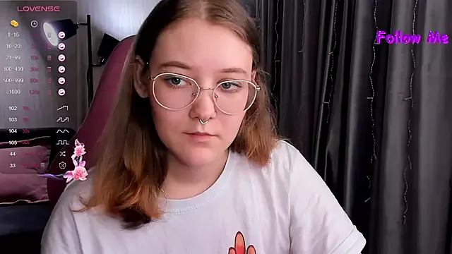 Girls: try live performances with matured performers, from dancing to quirks, in a variety of beautiful sex cams.