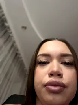 bunnyrich from StripChat is Freechat