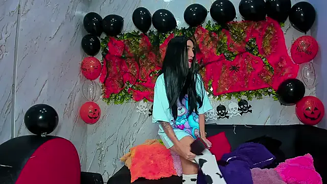 Burning_Embers from StripChat is Freechat