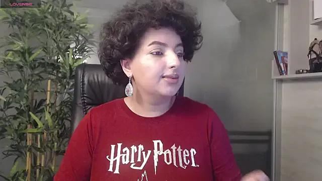 BustyAllyy from StripChat is Freechat