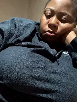 bustyboobs27 from StripChat is Freechat