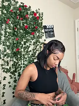 Butterflybootyy from StripChat