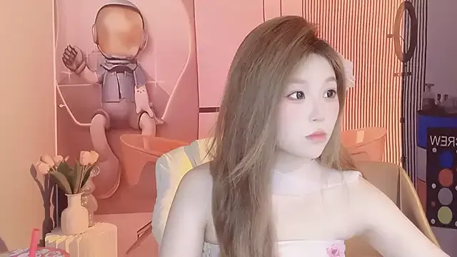 CAICAI_BABY from StripChat