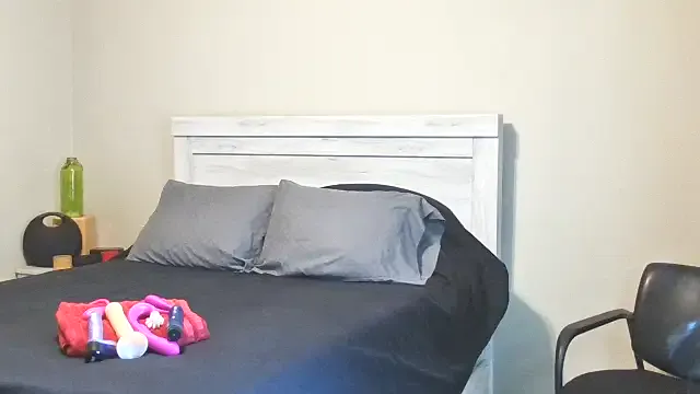 Calimarina from StripChat is Freechat