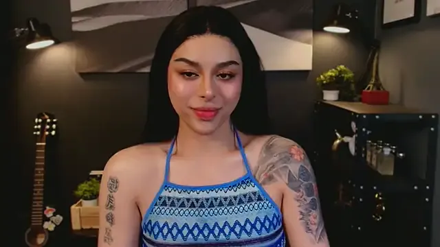 callmeLUNA from StripChat is Freechat