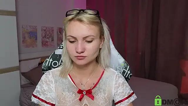 Cameronlovely_ from StripChat is Freechat