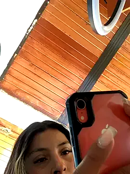 Cami_Leon2 from StripChat is Freechat