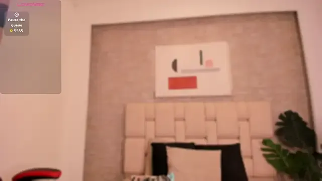 cami_luxx from StripChat is Freechat