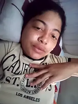 Camila-18w from StripChat is Freechat