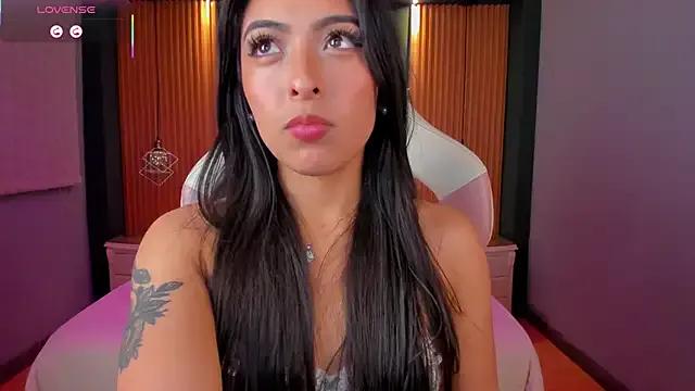 Camila_dupont from StripChat is Freechat