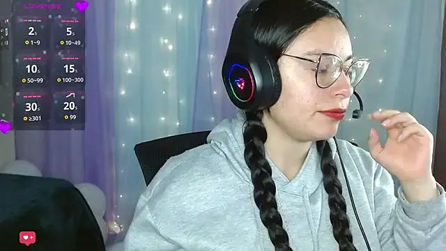 Girls: try live performances with matured performers, from dancing to quirks, in a variety of beautiful sex cams.