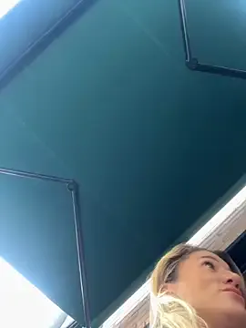 CamyBlossom from StripChat