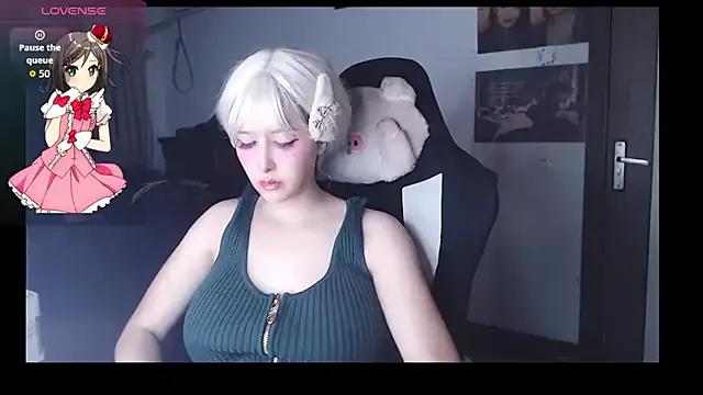 Girls: try live performances with matured performers, from dancing to quirks, in a variety of beautiful sex cams.