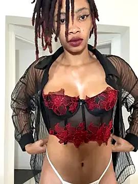 CANDY_LICIOUS from StripChat is Freechat