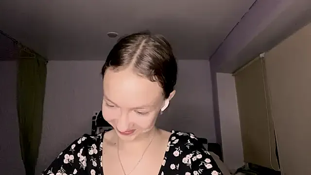 CannyTammy from StripChat is Freechat