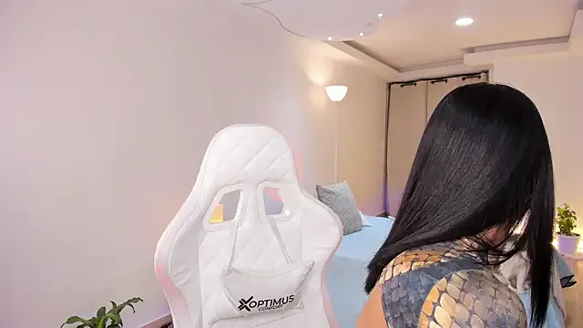 carleee_winter from StripChat is Freechat