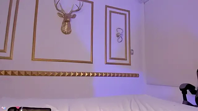 caro03x from StripChat is Freechat