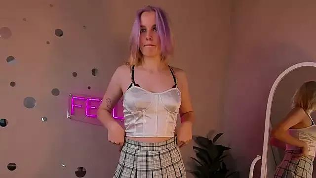 Girls: try live performances with matured performers, from dancing to quirks, in a variety of beautiful sex cams.