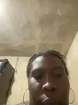 CarolinaGomez_ from StripChat is Freechat