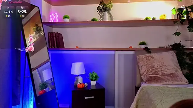 CarolSutton from StripChat is Freechat