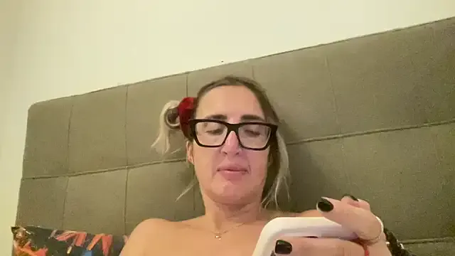 Casalinga88 from StripChat