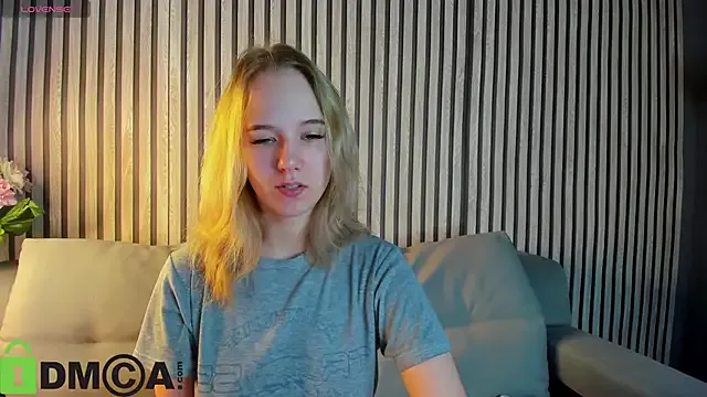 Casey_Sweeet from StripChat