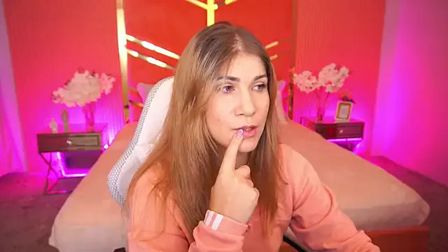 CassandraGood from StripChat