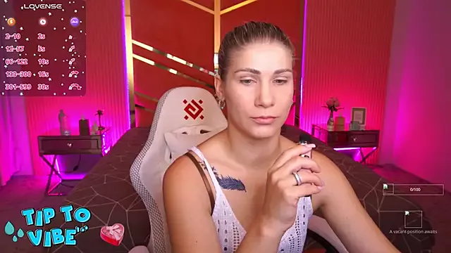 CassandraGood from StripChat