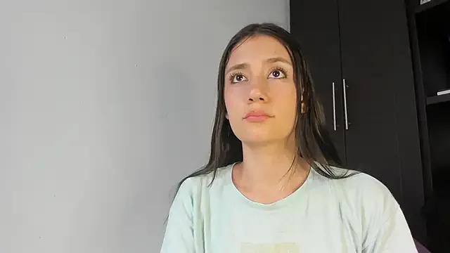 catalella_0 from StripChat is Freechat