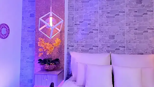 Catalina-Thompson from StripChat is Freechat