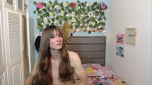 catherin_foxxx from StripChat is Freechat