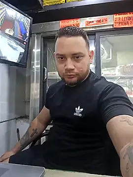 Catire10_ from StripChat is Freechat