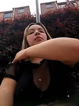 celeste_83 from StripChat is Freechat