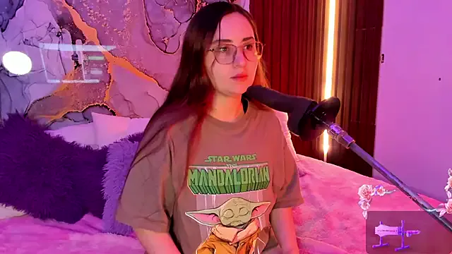 centaurigirl from StripChat is Freechat