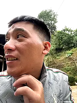 Chao_xxx from StripChat is Freechat