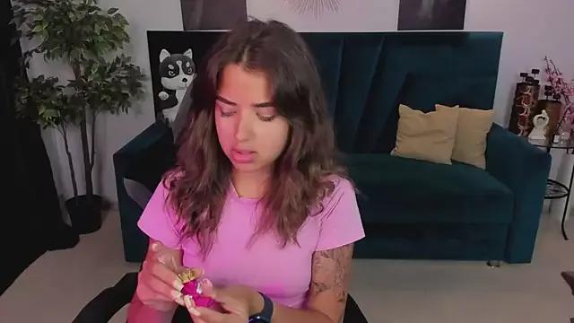 Girls: try live performances with matured performers, from dancing to quirks, in a variety of beautiful sex cams.