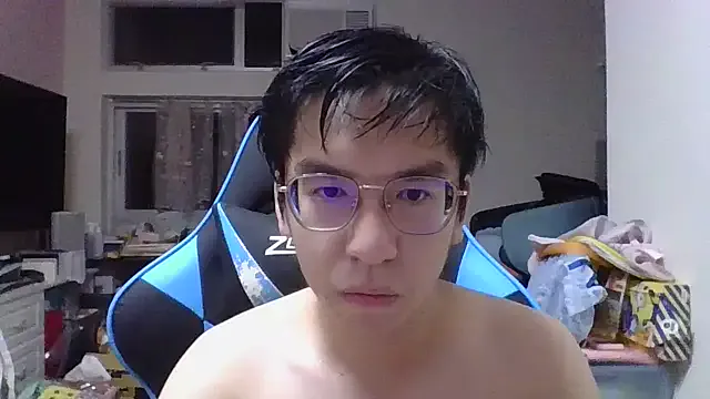 charlie_xdd from StripChat is Freechat