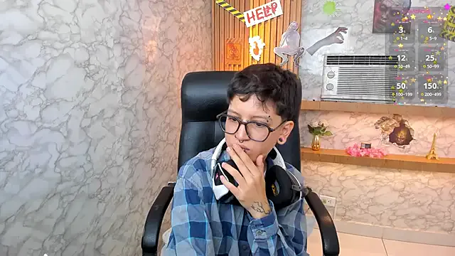 CharlieTaylor__ from StripChat