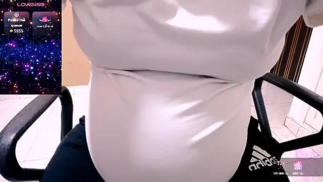 Charlothee12 from StripChat